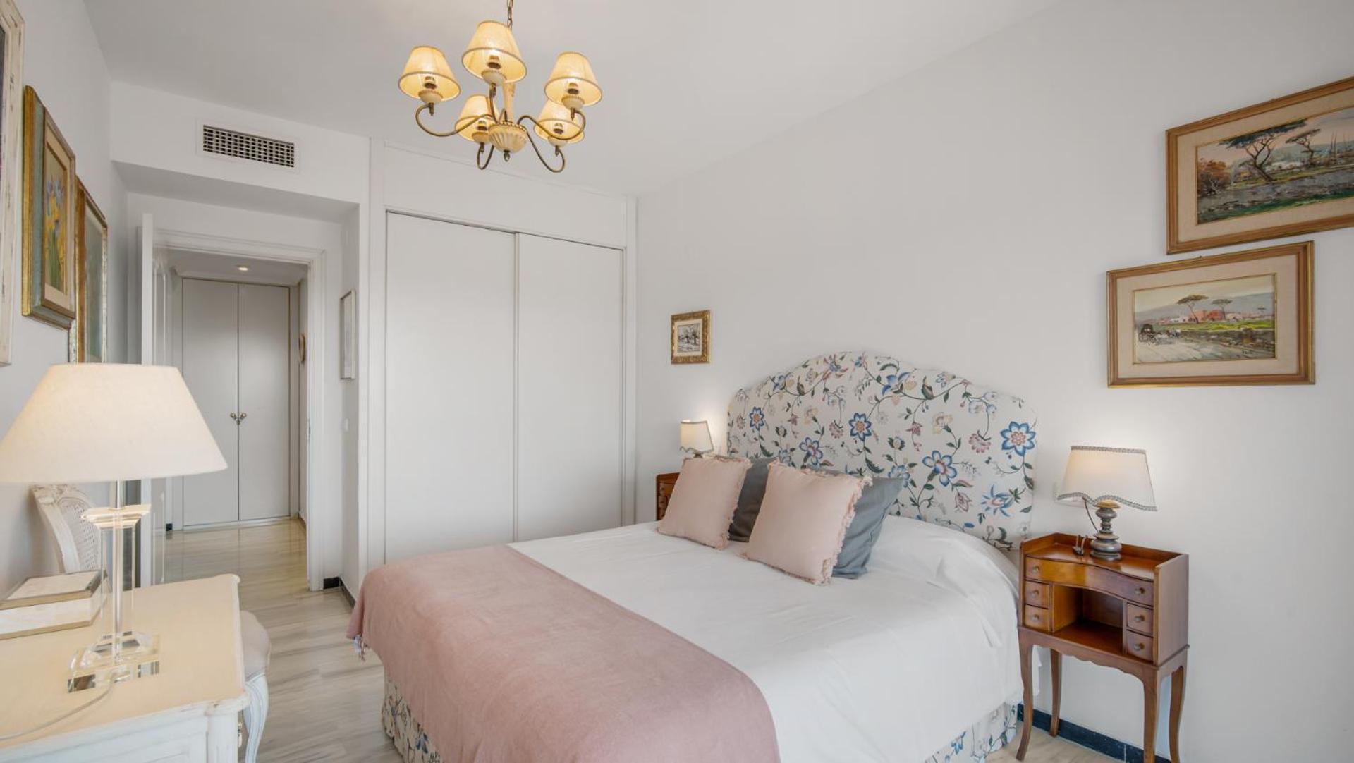 1 Bedroom Apartment, With Sea Views, In Medina Garden - Puerto Banus ماربيا المظهر الخارجي الصورة